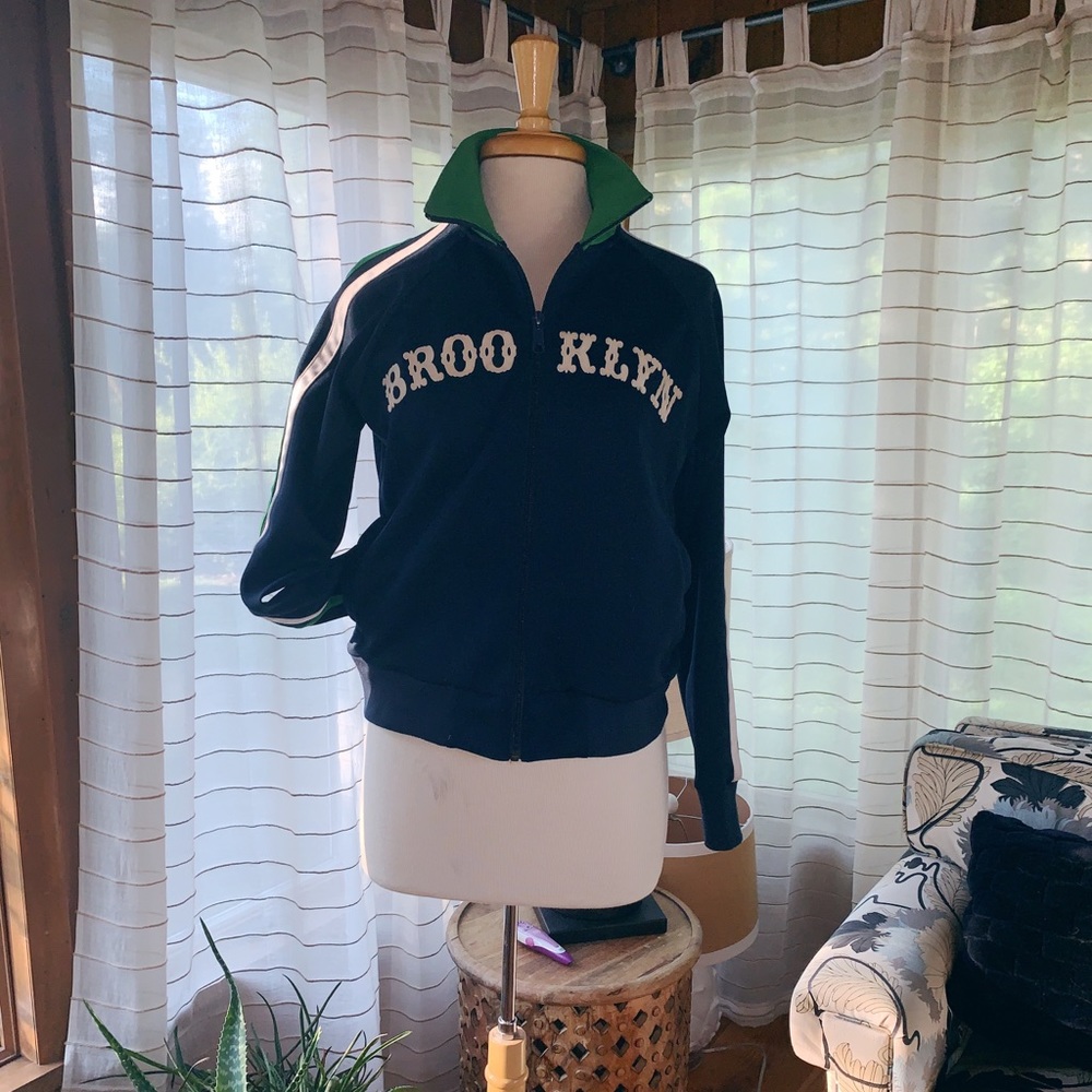 Lightweight jogger jacket